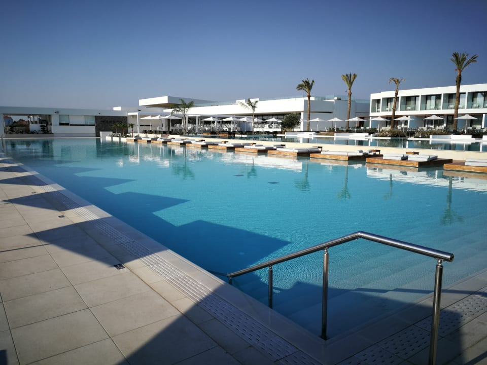 Pool Gennadi Grand Resort