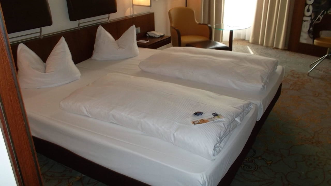 Bett Essential by Dorint Frankfurt-Niederrad