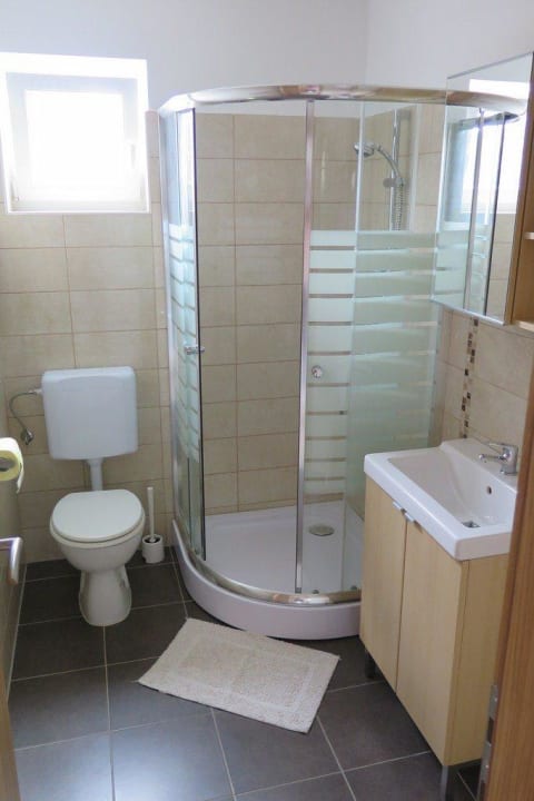 Bathroom Apartments Cikac I&II