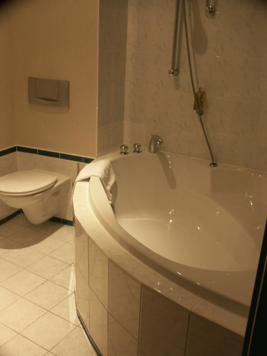 Bathroom (Suite) NH Prague City