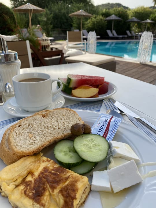 Gastro Almyros Villas Resort
