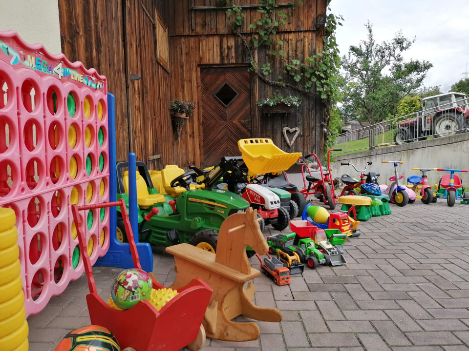Sport & Freizeit Kinderbauernhof Ierzerhof