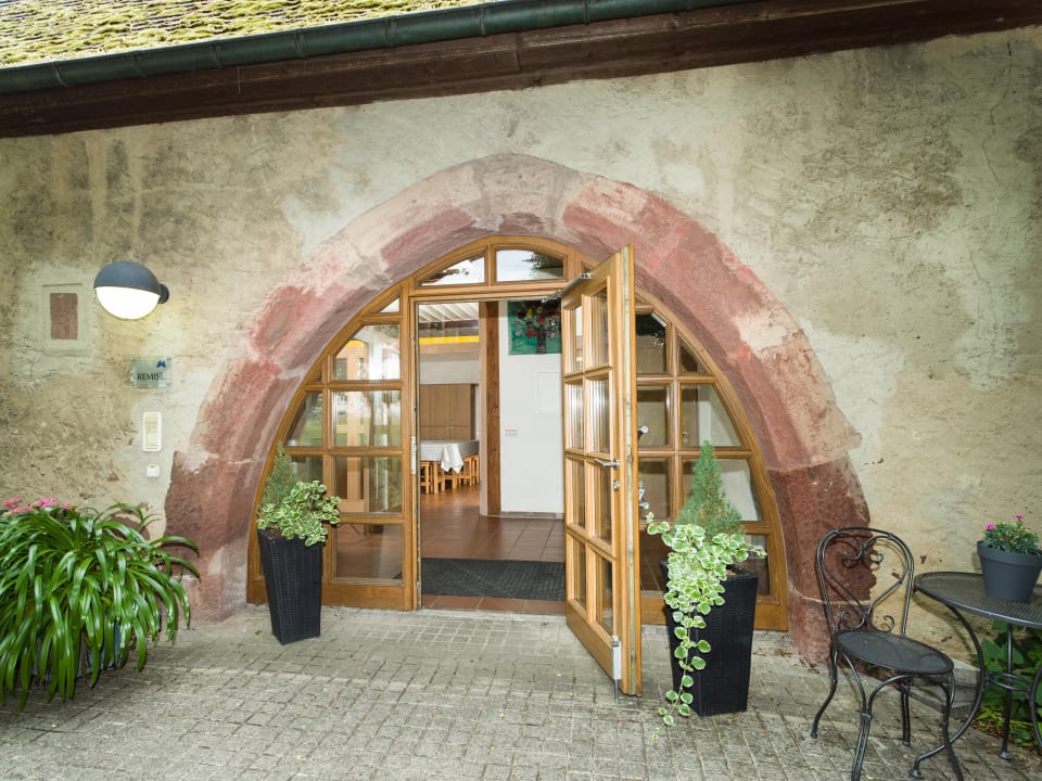 Lobby Bildungshaus Neckarelz