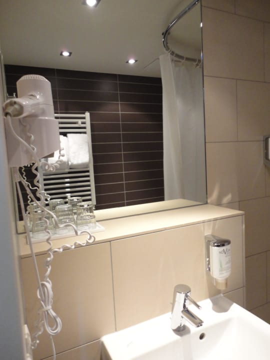 Bad sehr schön Holiday Inn - the niu, Fusion Hamburg St. Georg