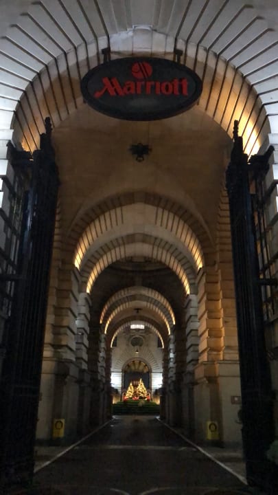 Außenansicht Hotel Marriott London County Hall