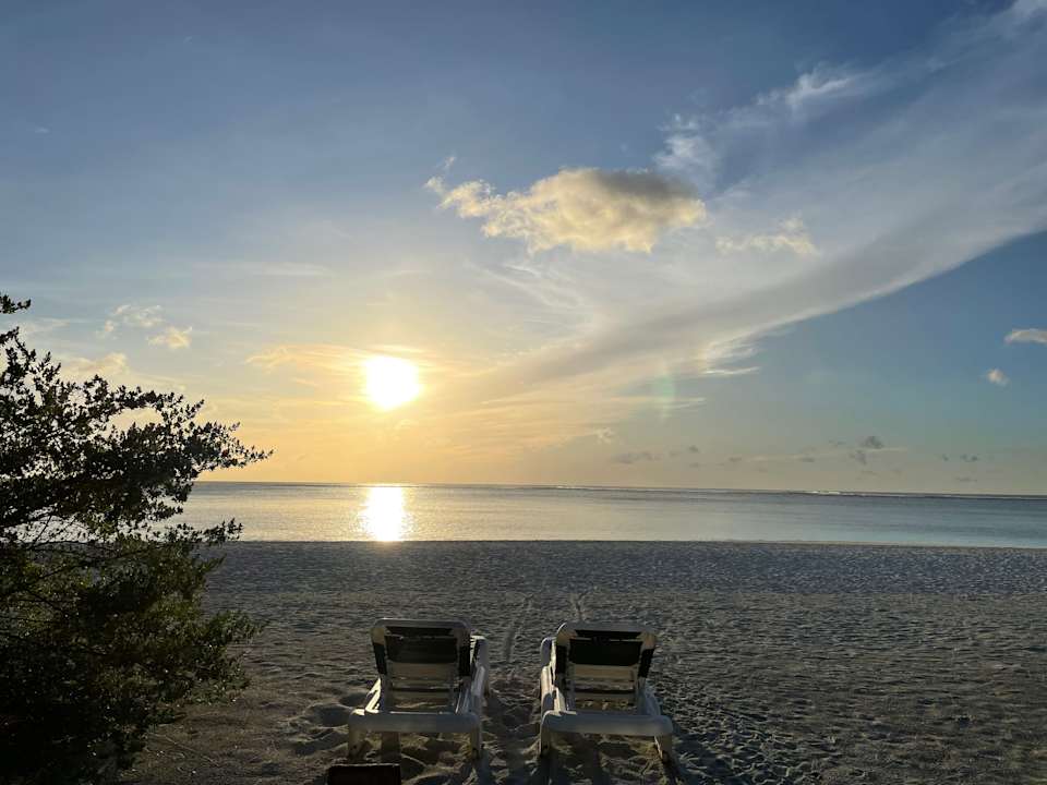 Strand Meeru Maldives Resort Island