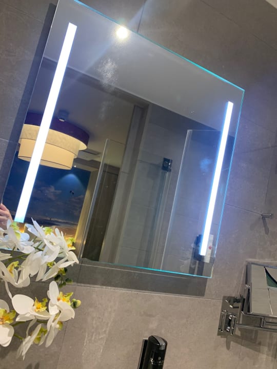 Zimmer RAMADA Hotel The Hague - Scheveningen