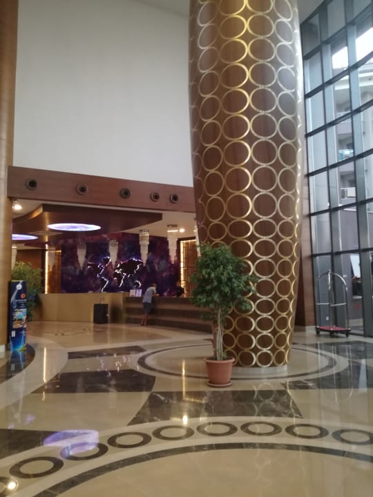 Lobby Sunmelia Beach Resort