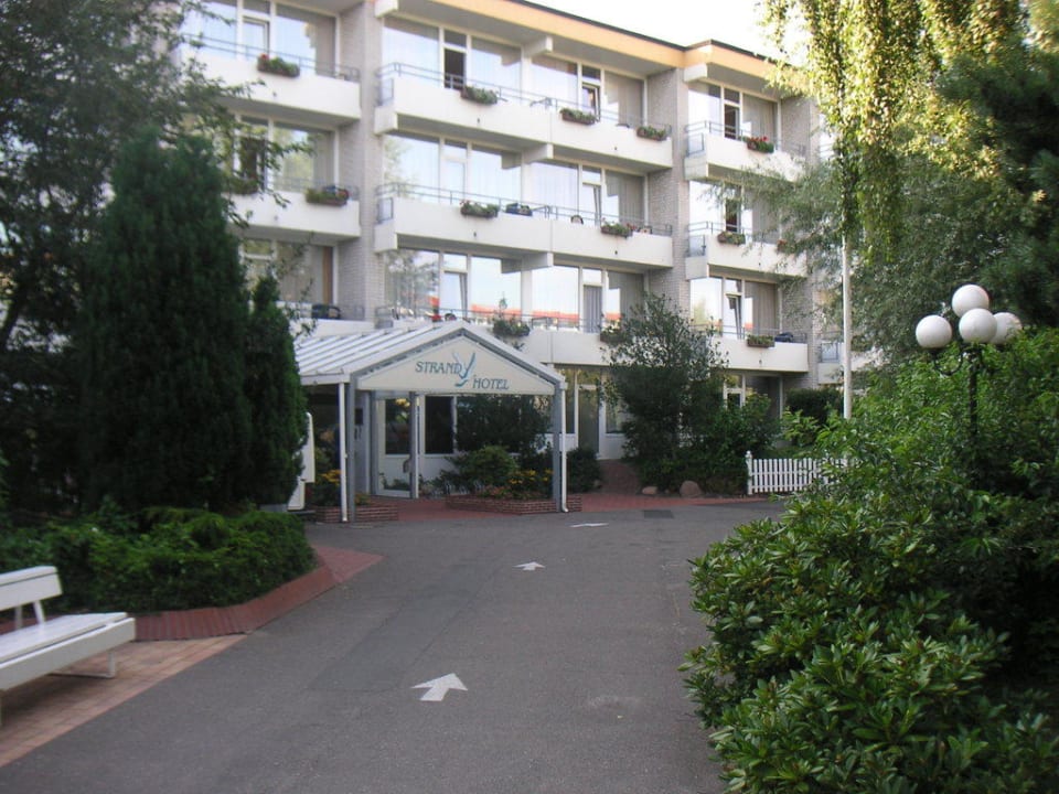 Der Hoteleingang Strandhotel Weissenhäuser Strand