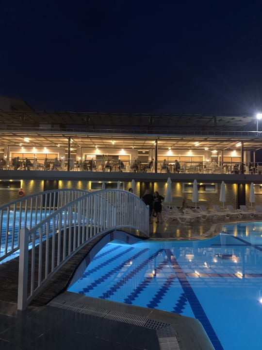 Pool Mira Meridia Beach Hotel