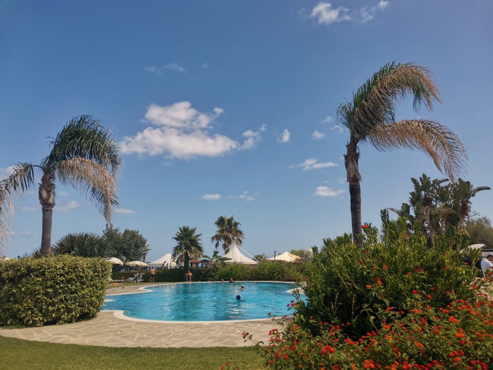 Pool BV Borgo del Principe