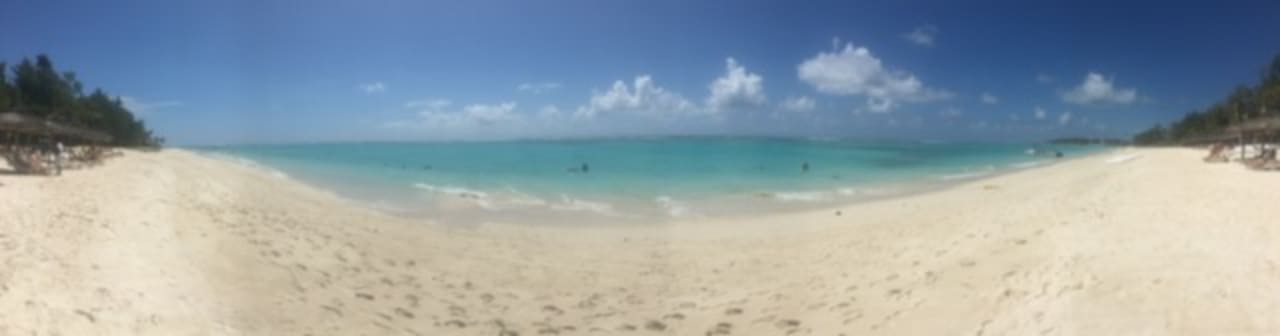 Strand Crystals Beach Resort Belle Mare, a member of Radisson Individuals