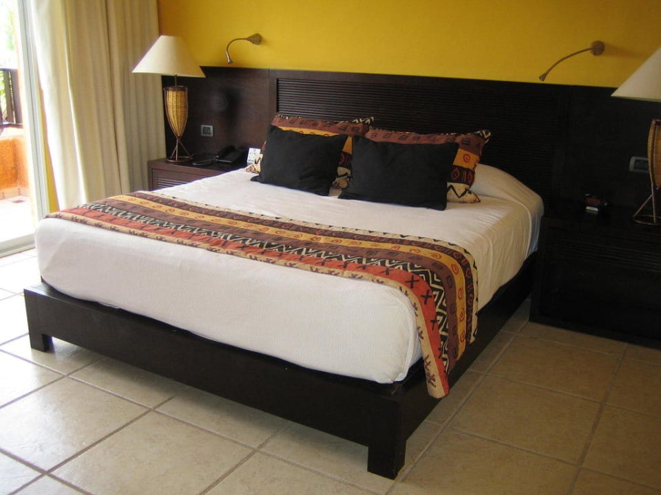 Kingsize Bett Catalonia Playa Maroma