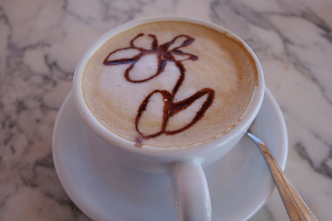 Sehr guter Kaffee mit Liebe zubereitet Grecotel Meli Palace