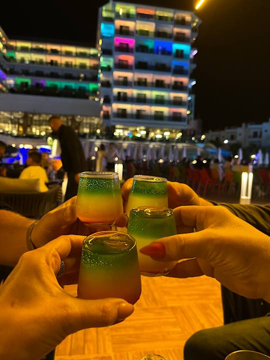 Gastro Azura Deluxe Resort & Spa Hotel