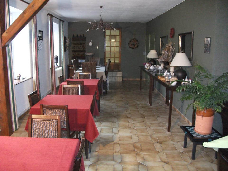 Lobby La Mirabelle