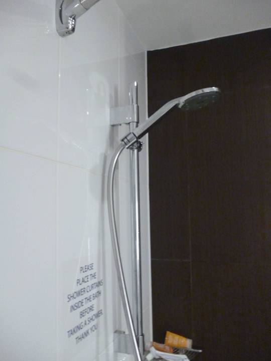 Łazienka Crowne Plaza London - Gatwick Airport