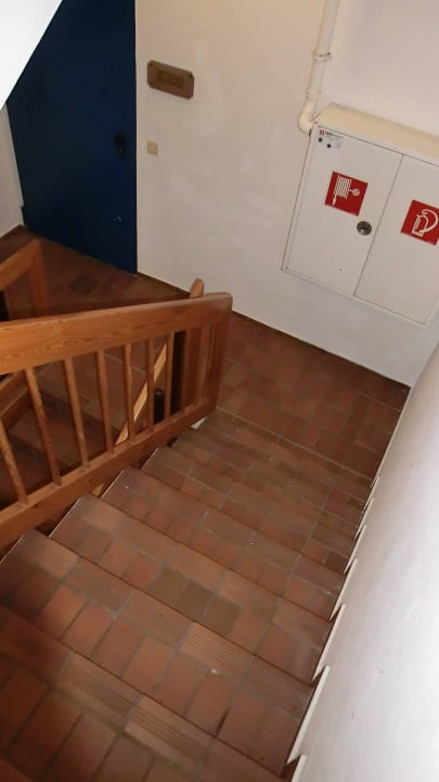 Flur Gebäude A zum Zimmer Riessersee Hotel