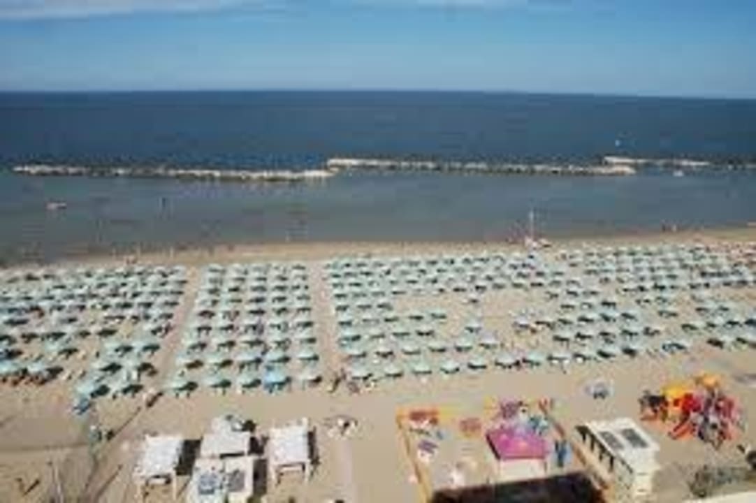 Vista panoramica spiaggia Hotel Gimmi