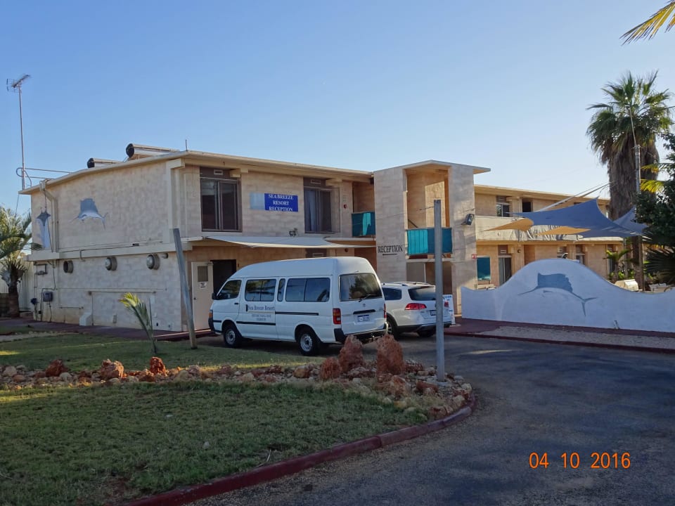 Ansicht von der Straßenseute her Sea Breeze Resort Exmouth