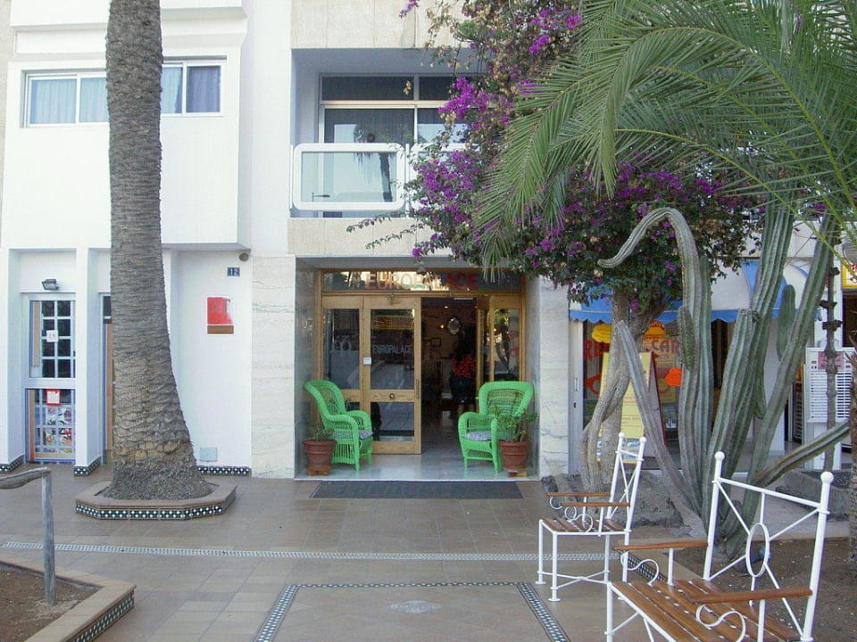 Hoteleingang Hotel Europalace
