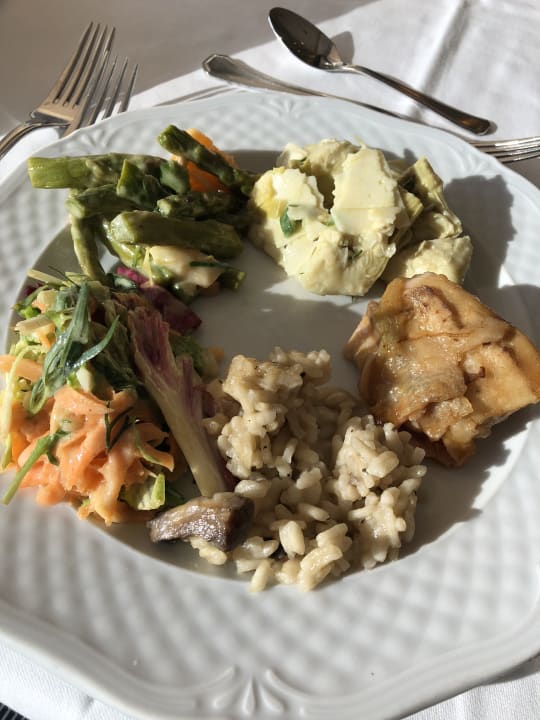 Gastro Alexander Beach Hotel & Village Resort