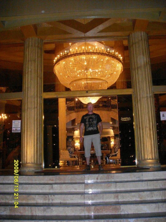 Lobby Imperial Palace Hotel