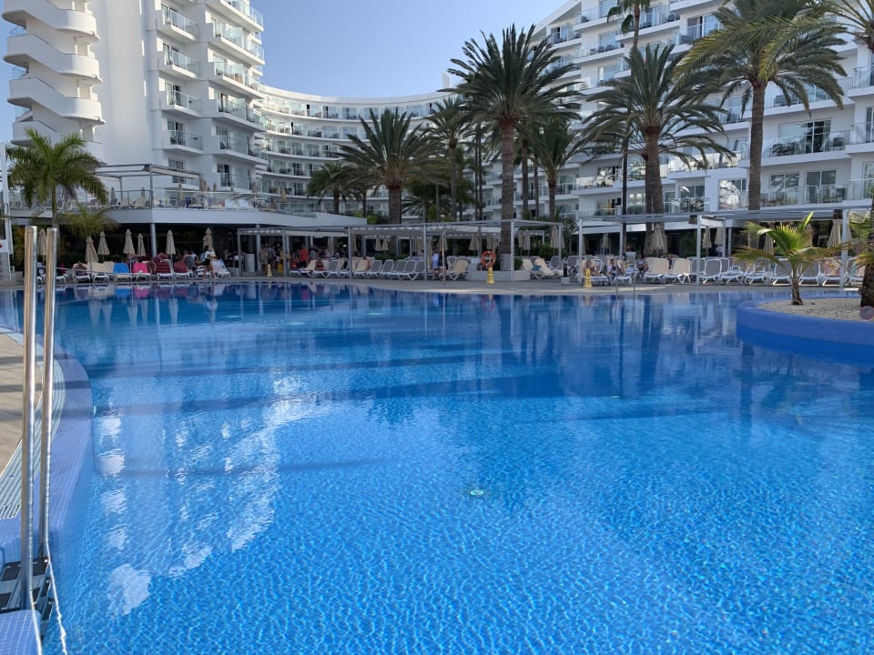 Pool Hotel Riu Papayas