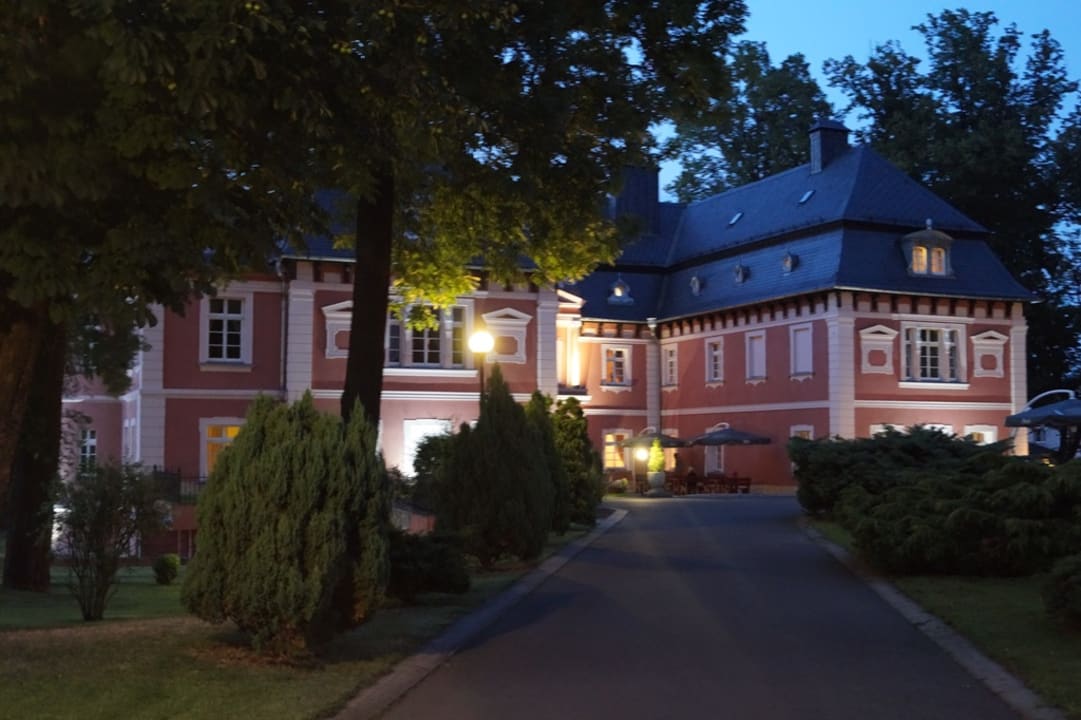 Außenansicht Hotel Pałac Spiż