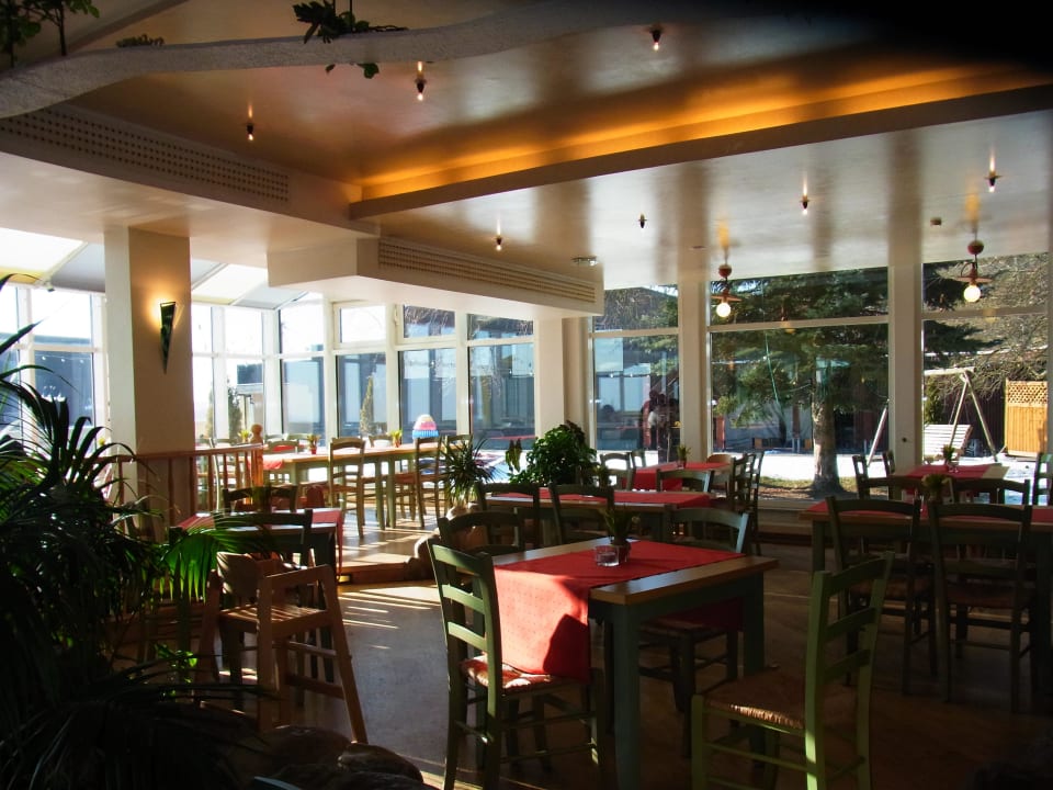 Selbstbedienungsrestaurant "Paradiesgarten"  Rhön Park Aktiv Resort