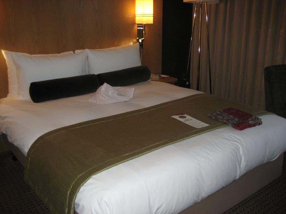 Zimmer Hotel Crowne Plaza London Ealing