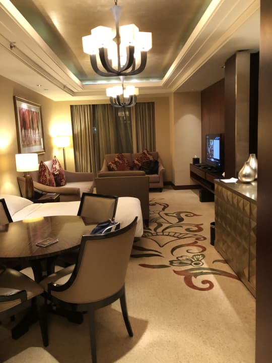 Zimmer Conrad Dubai