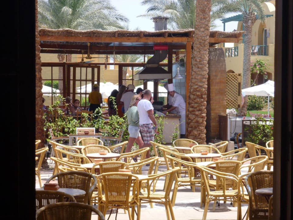 Poolbar Jaz Makadina