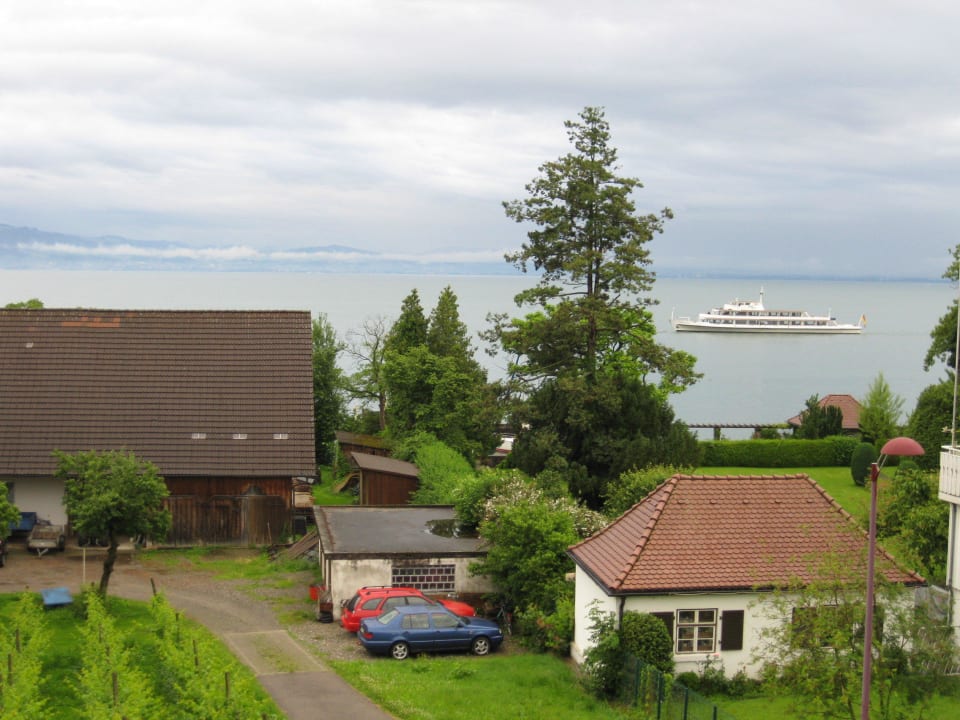 Ausblick vom Zimmer im 2. OG Gästehaus Hornstein