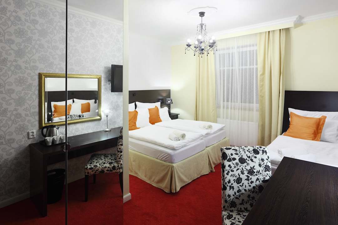 Zimmer Pytloun Design Self Check-in Hotel