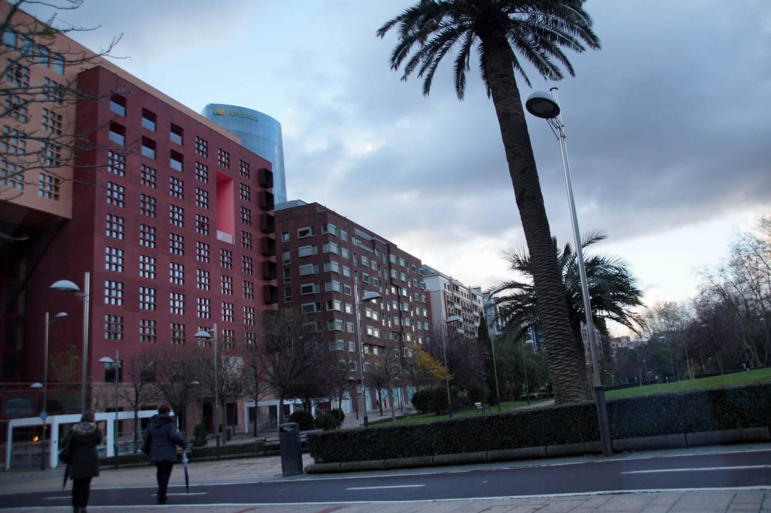 Aussenansicht Hotel Melia Bilbao