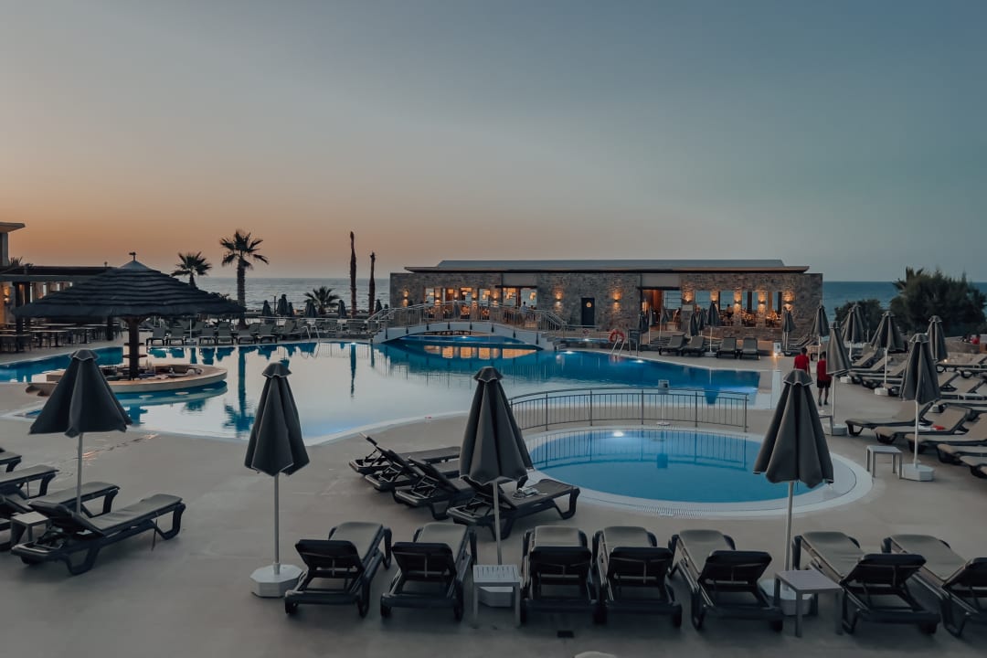 Pool Nana Golden Beach