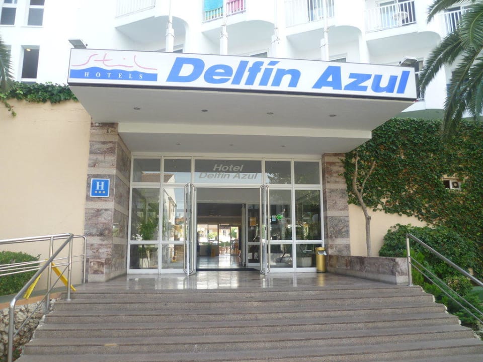 Eingang BQ Delfin Azul Hotel