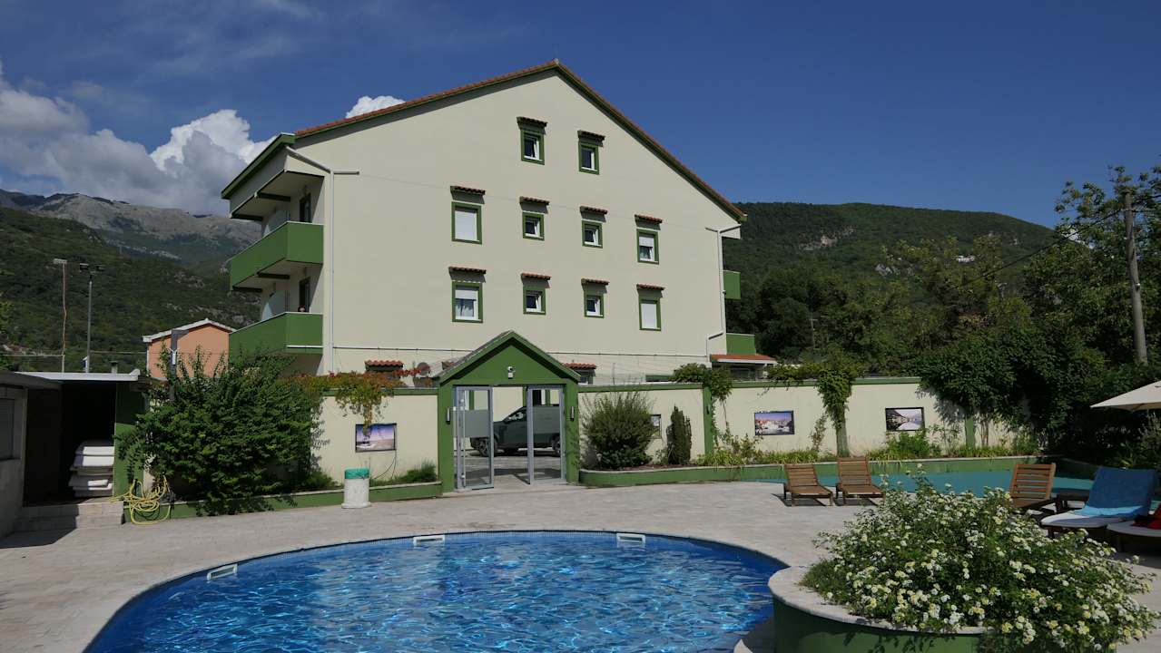 Außenansicht Hotel Aruba