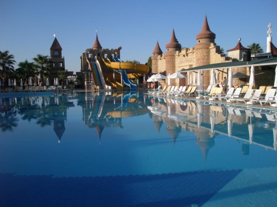 Pool am morgen Belek Beach Resort Hotel
