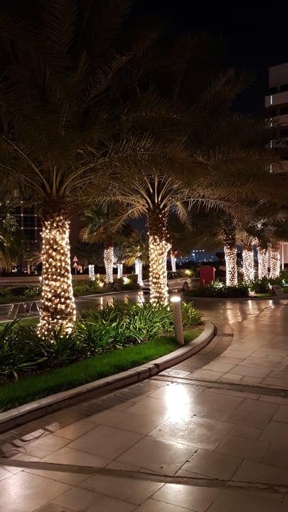 Am Abend Crowne Plaza Hotel Yas Island