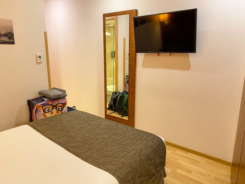 Zimmer Hotel Via Augusta