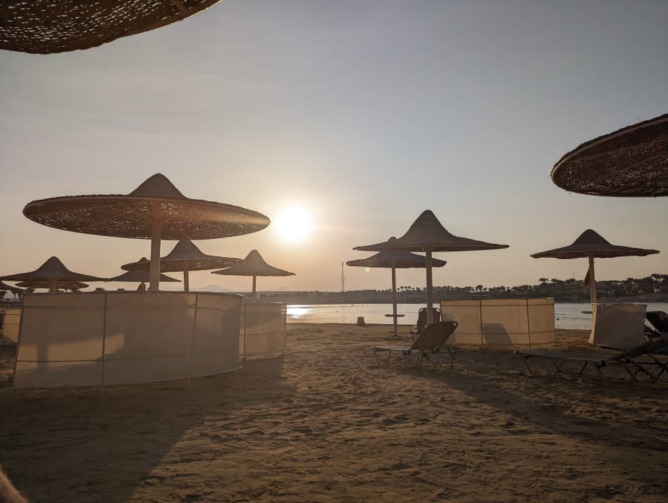 Strand Jaz Dar EL Madina