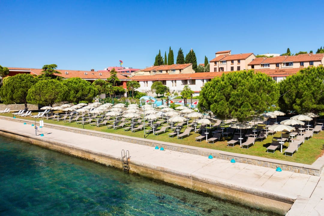 Beach 1 Hotel Histrion