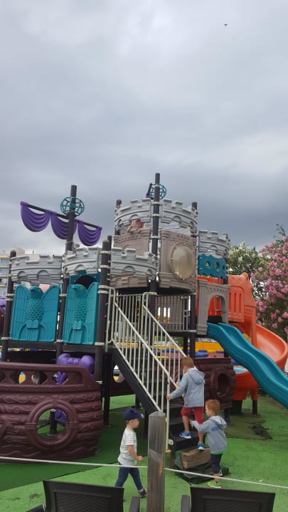 Spielplatz Zafiro Bahia