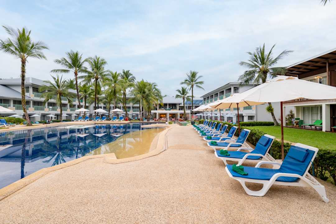 Pool The Briza Beach Resort Khaolak