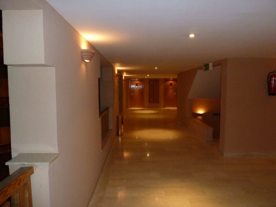 Flur zum Zimmer Continental Hotel Hurghada