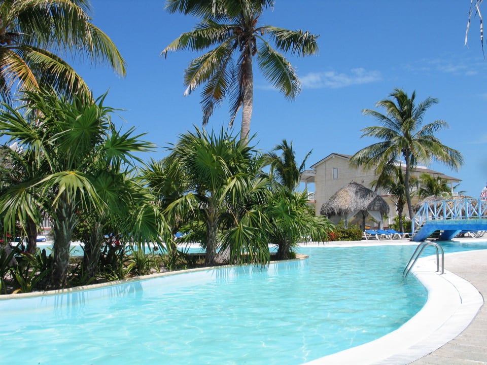 Бассейн в отеле Hotel Cayo Largo del Sol