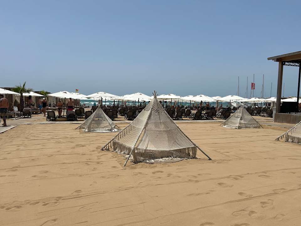 Strand Jacaranda Luxury Resort