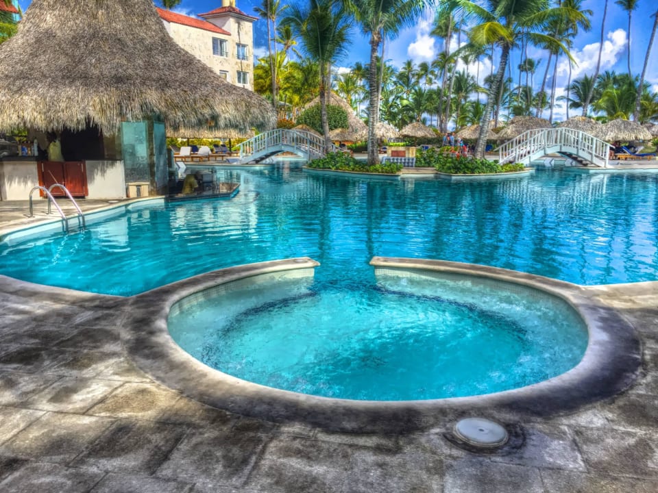 Poolbar TRS Turquesa Hotel - Adults only